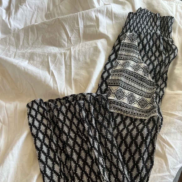 Urban Outfitters Pants - URBAN OUTFITTERS flowy black and white bohemian indie pants